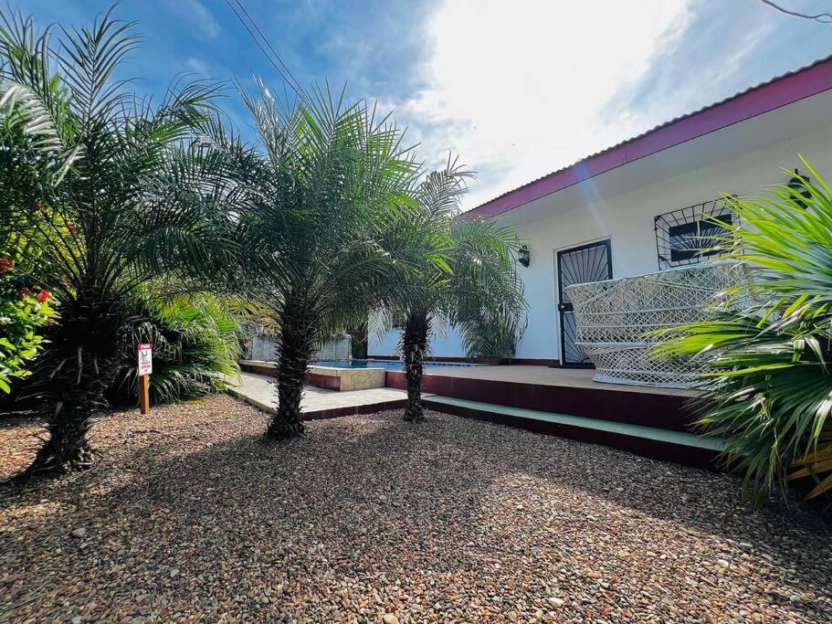 Centralcity "Haven" Private Home & Pool Belize City Exterior foto